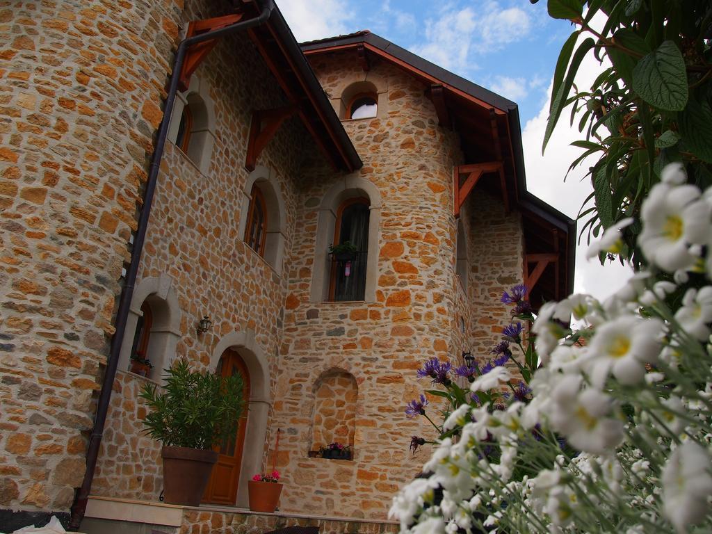 Bed and Breakfast Les Lumieres De Geneve Grilly Zewnętrze zdjęcie