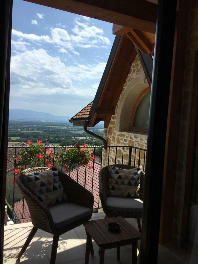 Bed and Breakfast Les Lumieres De Geneve Grilly Zewnętrze zdjęcie